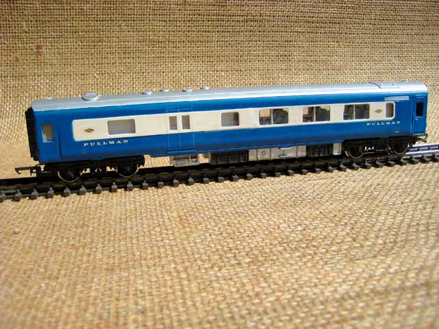 Triang Transcontinental R159 loco blue Dummy Bogie Inc Coupling Easy Fit 